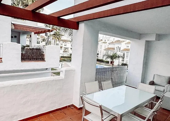 With Pool And Big Terrace With Pool View And Near To Appartamento Marbella