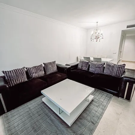 With Pool And Big Terrace With Pool View And Near To Apartment *