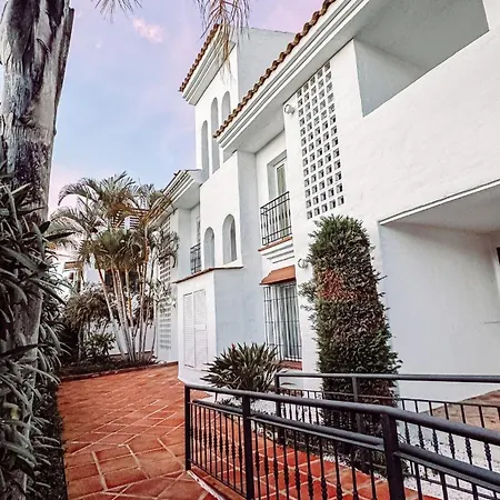 With Pool And Big Terrace With Pool View And Near To Apartment *
