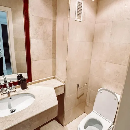 Appartamento With Pool And Big Terrace With Pool View And Near To Marbella