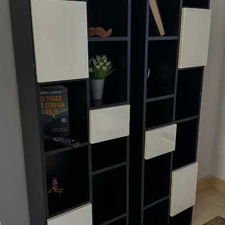 With Pool And Big Terrace With Pool View And Near To 马尔韦利亚